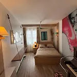 Red Flat Paris